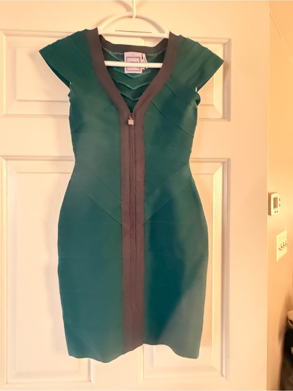Herve Leger Bodycon Bandage Dress in Teal and Charcoal - Picture 5 of 7